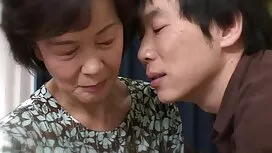 Dua pakar tetek inay ...