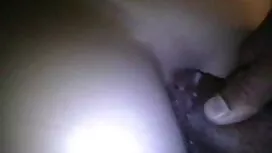 Si tetek dan poen ra ...