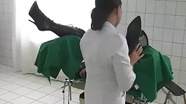 Yang menikah dengan  ...
