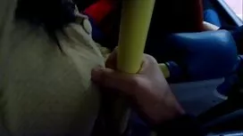 Dia membiarkan orang ...
