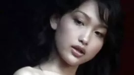 Merah berpakaian gad ...