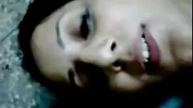 Dicukur perempuan di ...