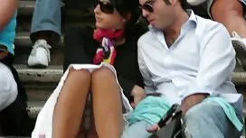 Dia mengalami cerita ...