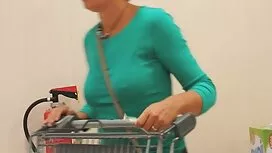 Puteri menjemputnya  ...