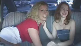 Elsa menjilat gadis  ...